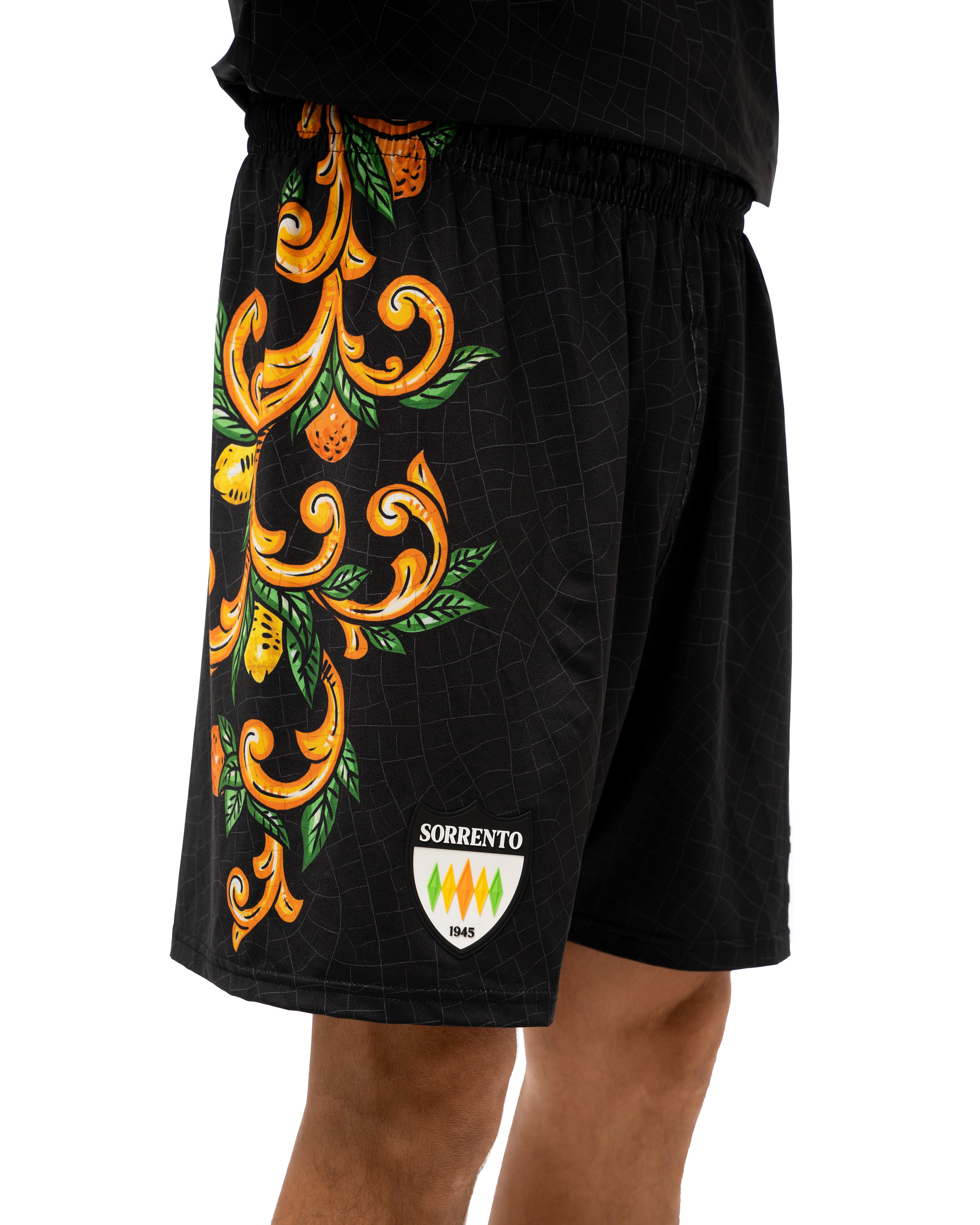 SORRENTO AWAY BLACK GK SHORTS 25/26